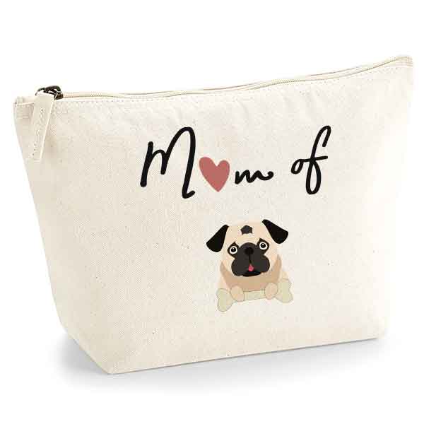 mockup-mom-of-trousse-dog-carlin