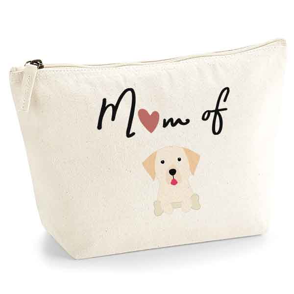 mockup-mom-of-trousse-dog-labrador-jaune